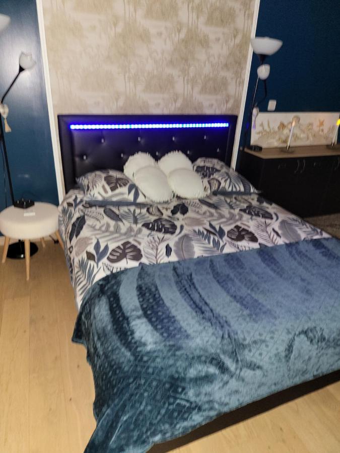 Choisy Le Jacuzzi Bed & Breakfast Eksteriør bilde