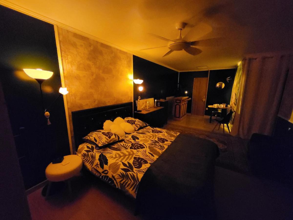 Choisy Le Jacuzzi Bed & Breakfast Eksteriør bilde