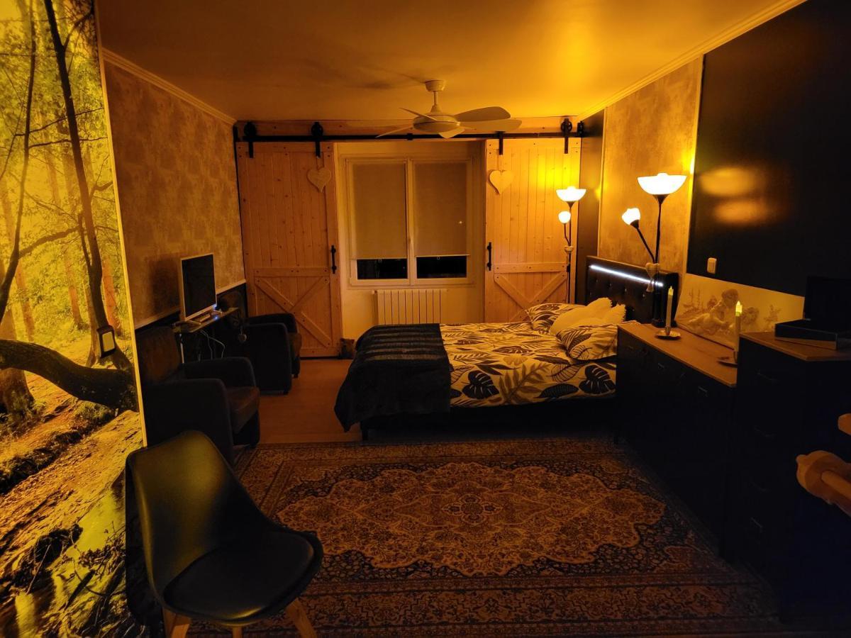 Choisy Le Jacuzzi Bed & Breakfast Eksteriør bilde