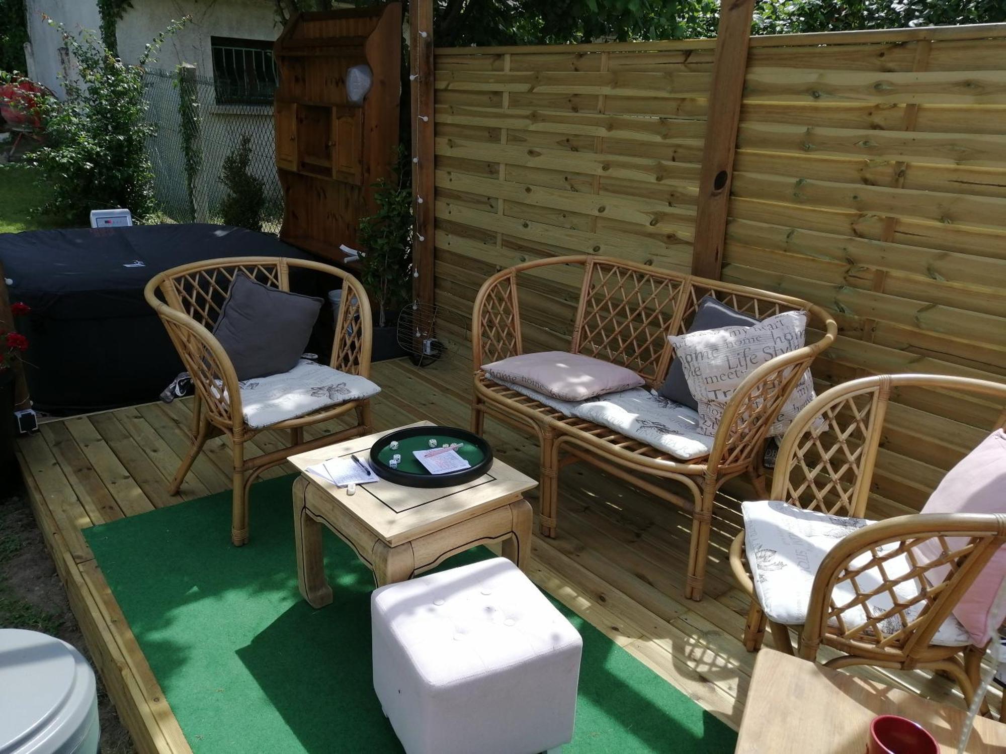 Choisy Le Jacuzzi Bed & Breakfast Eksteriør bilde