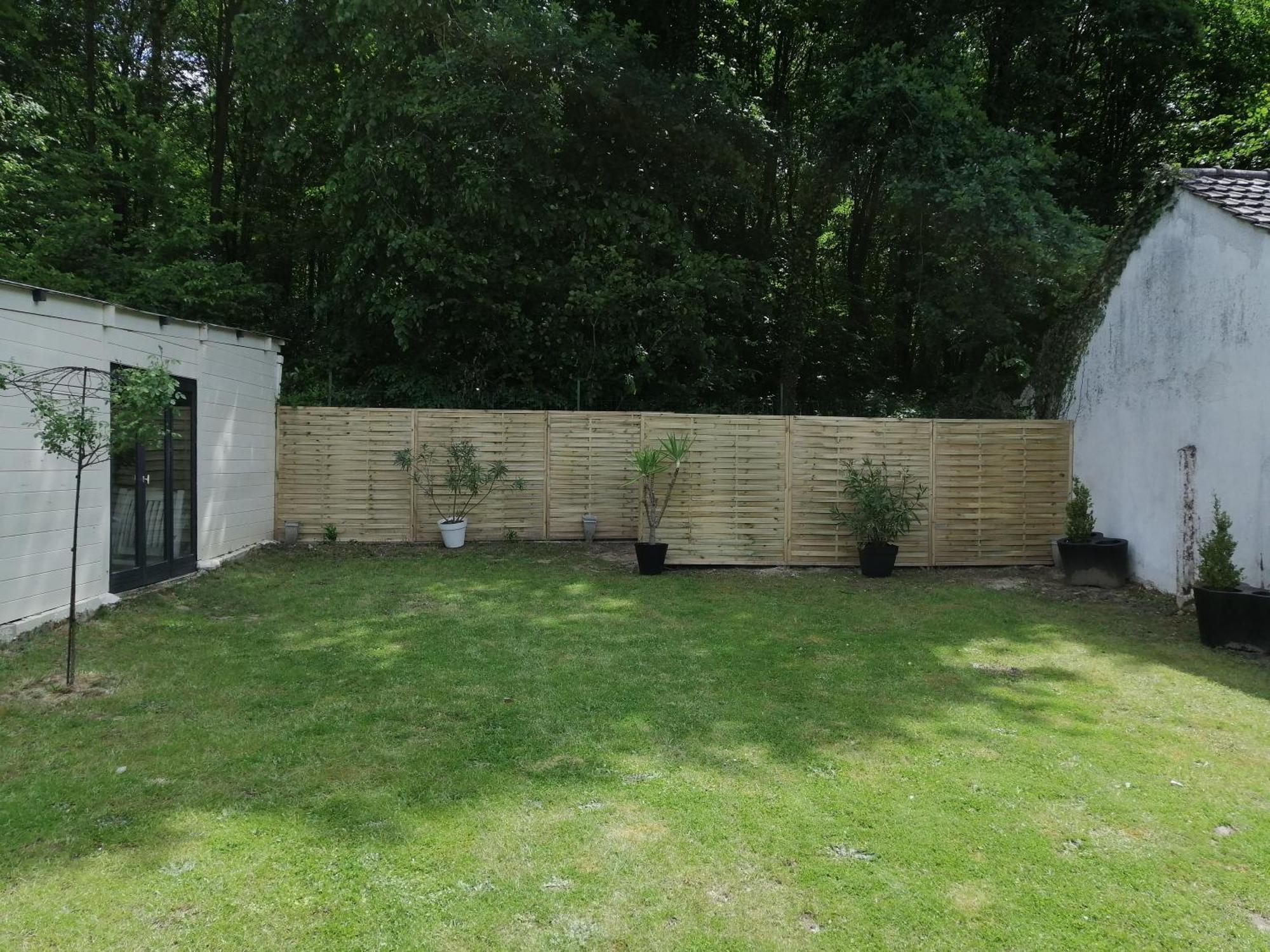 Choisy Le Jacuzzi Bed & Breakfast Eksteriør bilde